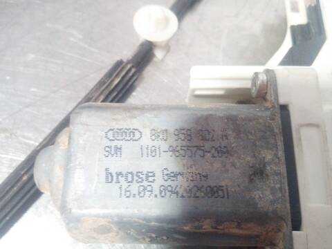 Foto 4ª: Elevalunas Eléctrico Delantero Derecho Audi A4 143CV 105KW (2007)