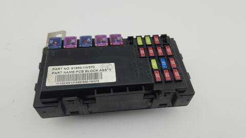 Caja Reles Fusibles Kia Rio BASIC 75CV 55KW