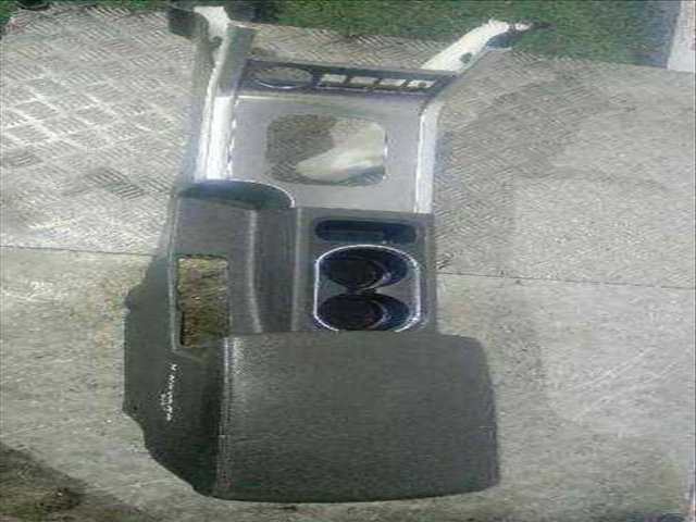 Foto 2ª: Consola Central Nissan Navara 190CV 140KW