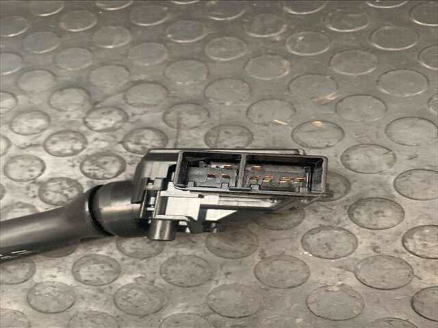 Foto 2ª: Mando Multifuncion Toyota Yaris 1.400N D4D 90CV/66KW [1NDTV] (2008)