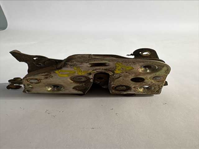 Cerradura Puerta Delantera Derecha Nissan Patrol -