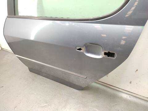 Foto 2ª: Puerta Trasera Izquierda Peugeot 407 2.0 16V 6DRFJC 6DRFJE 6DRFJF) 140CV 103KW [RFJ (EW10A)] (2009)