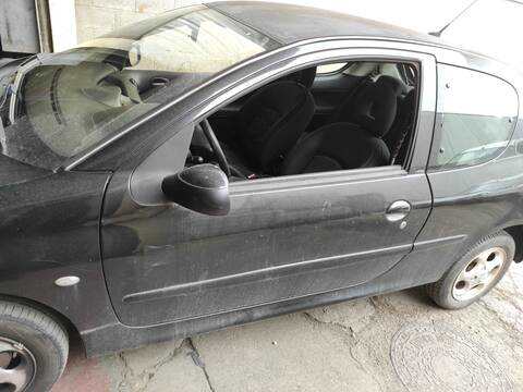 Foto 2ª: Puerta Delantera Izquierda Peugeot 206 KFW (2003)