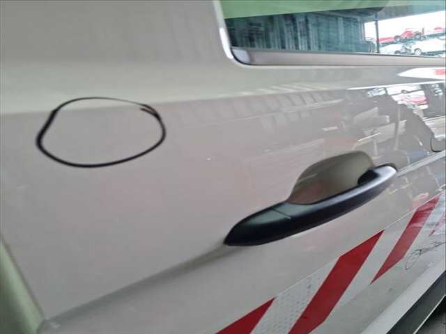 Foto 2ª: Puerta Delantera Derecha Volkswagen Crafter 2.0 TDI 140CV 103KW FURGONETA [DNAE] (2025)