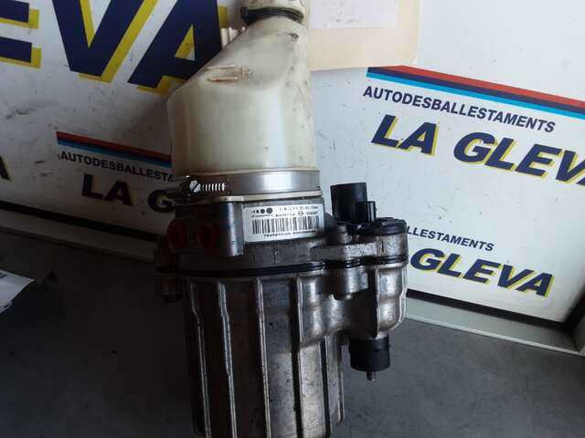 Bomba de Direccion Opel Astra 1.7 CDTI 100CV FAMILIAR