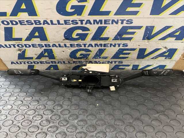 Mando Luces Volkswagen Golf 1.000TSI115CV/85KW 0CV