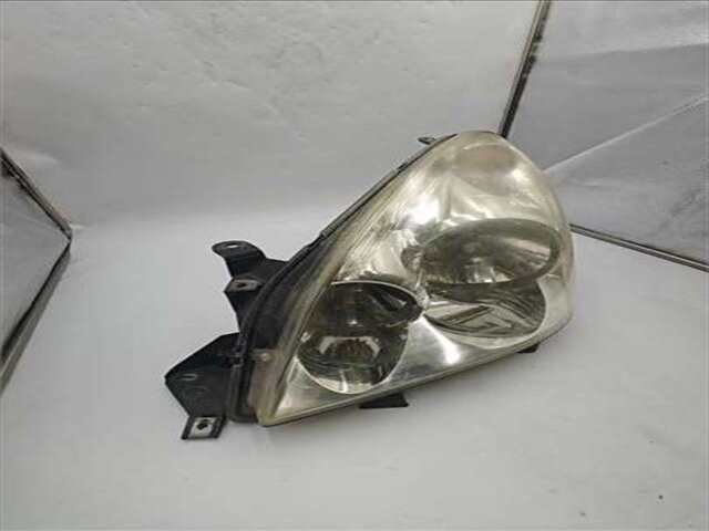 Foto 2ª: Faro Izquierdo Toyota Corolla 2.2 D-4D SOL [2.2 LTR. - 100 KW TURBODIESEL CAT] [2ADFTV]