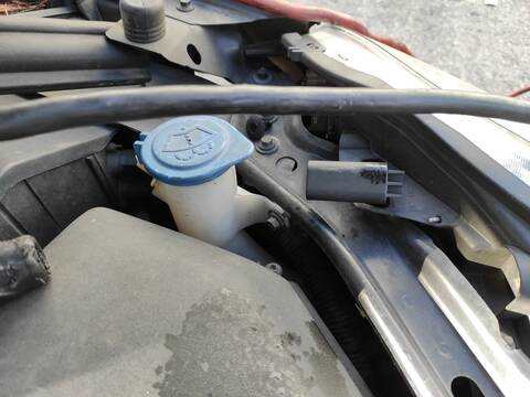 Deposito Limpiaparabrisas Volvo XC 60 D5244T4