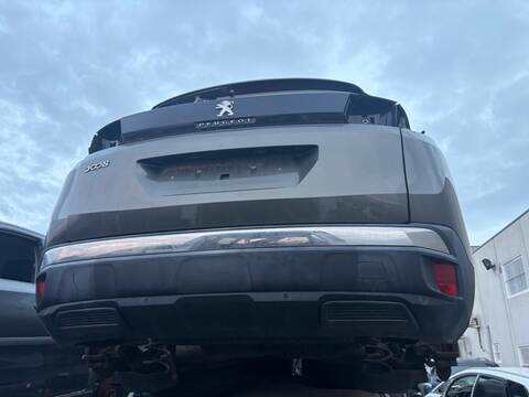 Foto 2ª: Paragolpes Trasero Peugeot 3008 BHZ (2018)