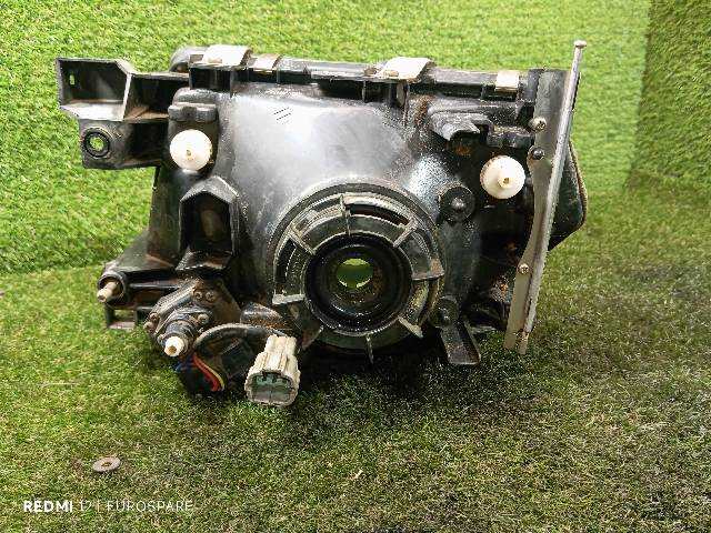 Foto 2ª: Faro Derecho Nissan Patrol 2.8 TD Y61 TD6 [RD28ETI] (1999)