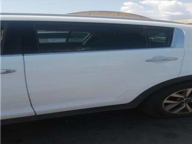 Puerta Trasera Izquierda Kia Sportage 1.7 CONCEPT 4X2 [1 7 LTR. - 85 KW CRDI CAT] 116CV