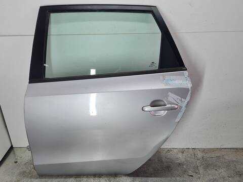Puerta Trasera Izquierda Hyundai i30 1.6 CRDI CAT 90CV 66KW