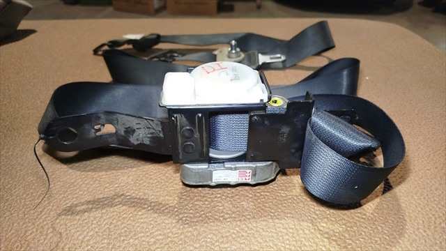 Foto 2ª: Pretensor Airbag Izquierdo Nissan Patrol 3.0 D GR Y61 GU4 [ZD30] (2005)