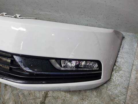 Foto 4ª: Paragolpes Delantero Volkswagen Passat ADVANCE BLUEMOTION 140CV 103KW [CFFB] (2012)