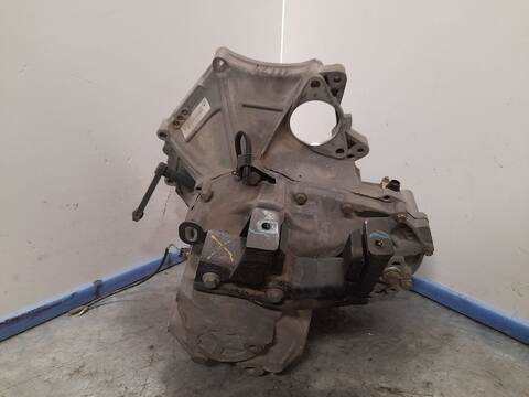 Foto 3ª: Caja Cambios Mg 420 D 5P 86CV 63KW SERIE 400 RT) [20T2R] (1996)