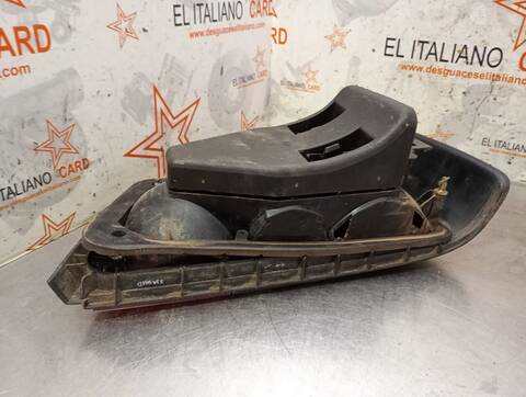 Foto 4ª: Piloto Trasero Izquierdo Peugeot 405 CLIM BERLINA 90CV 66KW [D8A] (1995)