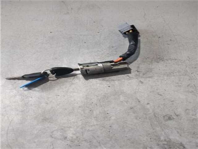 Antirrobo Renault Master 2.8 MIDI - BUS TECHO ELEVADO. 9 - PLAZAS 3.5 TO [2.8 LTR. - 84 KW TDI]