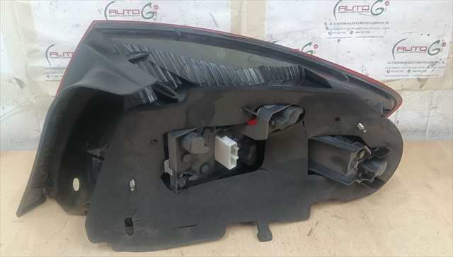 Foto 3ª: Piloto Trasero Izquierdo Peugeot 407 . (2005)