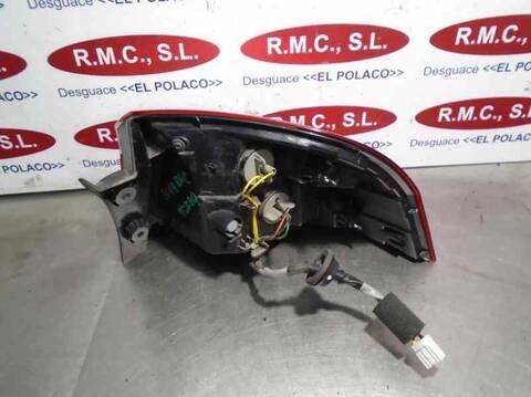 Foto 2ª: Piloto Trasero Izquierdo Kia Rio BASIC 75CV 55KW [D3FA] (2015)