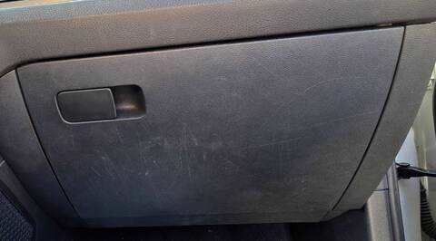 Guantera Volkswagen Touran EDITION BMT 116CV 85KW