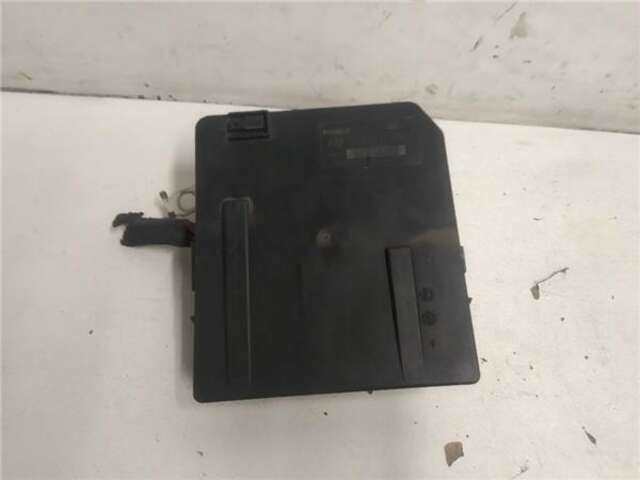 Foto 2ª: Caja Reles Fusibles Renault Megane 1.9 DCI II (BM0/1_, CM0/1_) [F9Q 804]