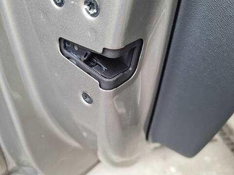 Cerradura Puerta Delantera Izquierda Volvo XC 60 MOMENTUM 2WD 181CV 133KW