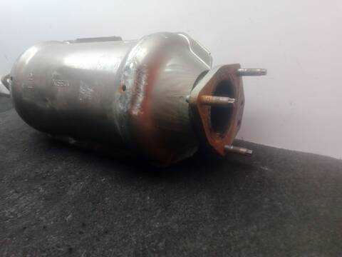 Foto 3ª: Catalizador Nissan Cabstar NT400 F24M) 35.14 45.14 [YD25] (2015)