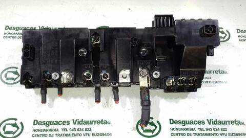 Caja Reles Fusibles Mercedes Clase V 200 136CV 100KW