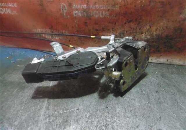 Foto 2ª: Cerradura Puerta Trasera Derecha Toyota Corolla 2.0 D4D [1CDFTV]