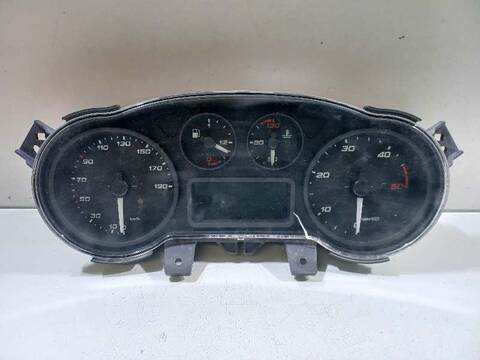 Cuadro de Instrumentos Iveco Daily FG 33 S ... V BATALLA 3520 116CV 85KW FURGON
