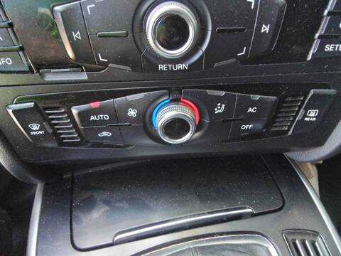 Foto 4ª: Mando Calefacción A. A. Audi A4 2.0 16V TDI CLEAN DIESEL 150CV 110KW [CJCD] (2014)