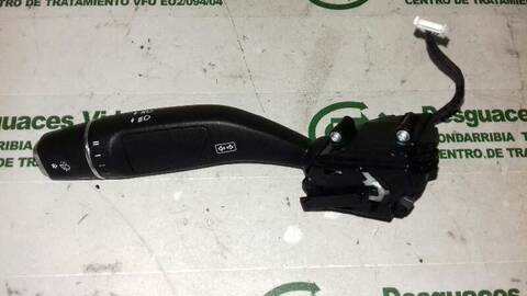 Mando Multifuncion Mercedes Vito 88CV 65KW