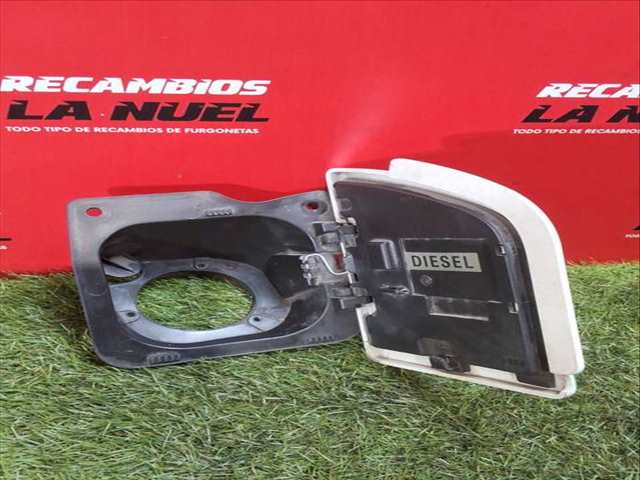 Foto 4ª: Tapa Exterior Combustible Renault Master 2.3 DCI 125 FWD FV0C FV0D FV0G FV0H FV0J FV0K) 125CV 92KW FURGONETA [M9T 670,M9T 672,M9T 676,M9T 678,M9T 680,M9T 870,M9] (2013)