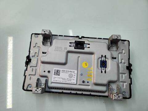 Foto 3ª: Pantalla Multifuncion Volkswagen T-Roc 2.0 TDI 150CV 110KW [DTTC] (2021)