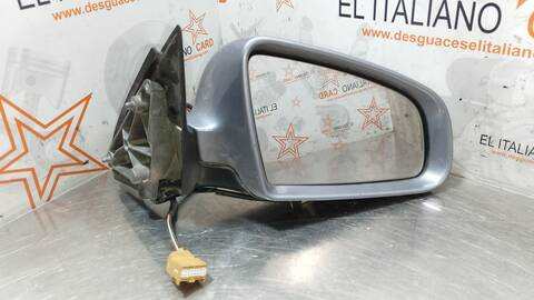 Retrovisor Derecho Audi A4 3.2 FSI BERLINA 255CV 188KW