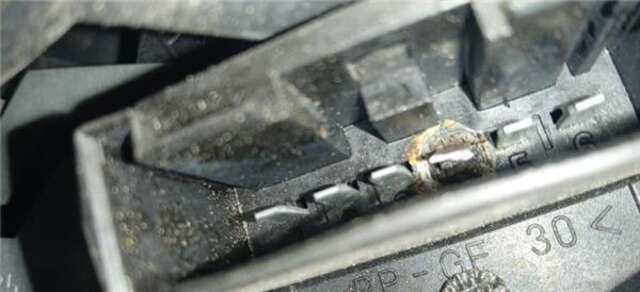 Foto 3ª: Piloto Trasero Izquierdo Bmw Serie 3 315 320 D [204D1]