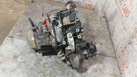 Foto 4ª: Caja Cambios Peugeot 309 BEST LINE DIESEL - TD 64CV 47KW [D9A] (1992)