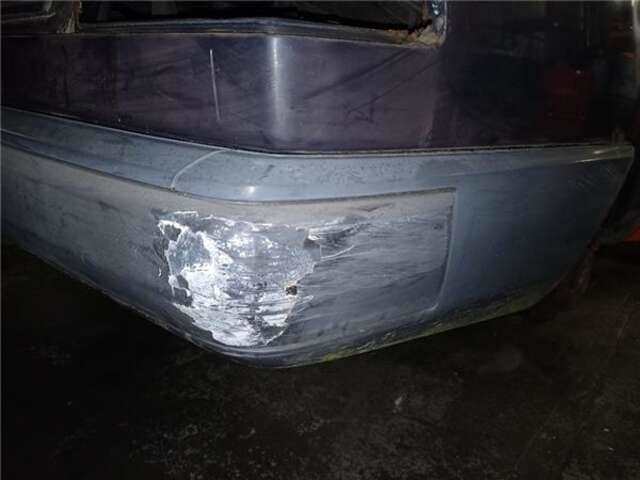 Foto 2ª: Paragolpes Trasero Mercedes Clase E 180 2.5 D 250 (124.125) [2.5 LTR. - 66 KW DIESEL CAT]