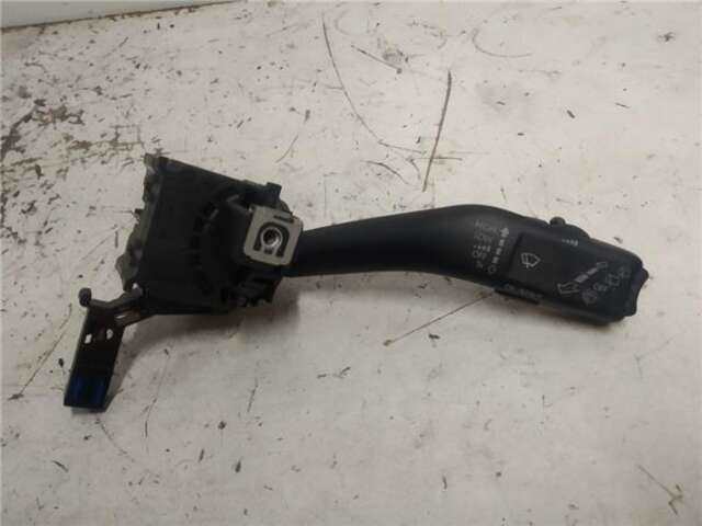 Mando Multifuncion Volkswagen Golf 1.6 ADVANCE [1.6 LTR. - 77 KW TDI DPF]
