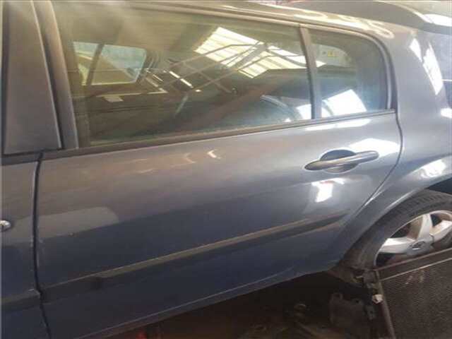 Puerta Trasera Izquierda Renault Megane 1.4 AUTHENTIQUE [1.4 LTR. - 72 KW 16V] II BERLINA 5P (10.2002-_)