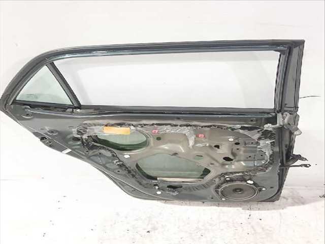 Foto 3ª: Puerta Trasera Izquierda Toyota Auris 1.6 ZRE151_) 124CV [1ZR-FE] (2006)