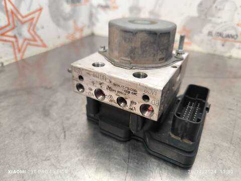 Foto 3ª: Abs Renault Clio ZEN 90CV 66KW [H4B A4] (2015)