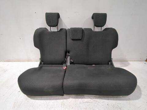 Foto 3ª: Asientos Traseros Toyota Yaris 1.33 VVT-I NSP90_) 100CV [1NR-FE] (2005)