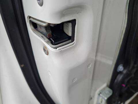 Cerradura Puerta Delantera Izquierda Jeep Compass LIMITED 4X4 140CV 103KW