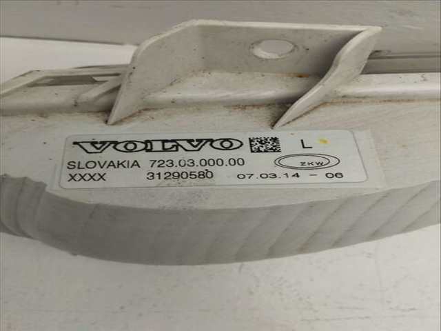 Foto 2ª: Faro Antiniebla Delantero Izquierdo Volvo V40 KINETIC 120CV 88KW [D4162T] (2014)