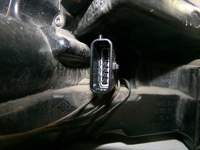 Foto 3ª: Piloto Trasero Derecho Renault Megane 1.5 DCI SPORT TOURER, 2019- [K9KU8] (2021)