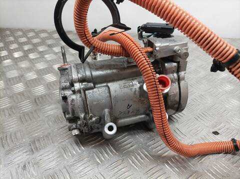 Foto 2ª: Compresor Aire Acondicionado Ford Mondeo HYBRID TITANIUM 188CV 138KW [UACC] (2018)