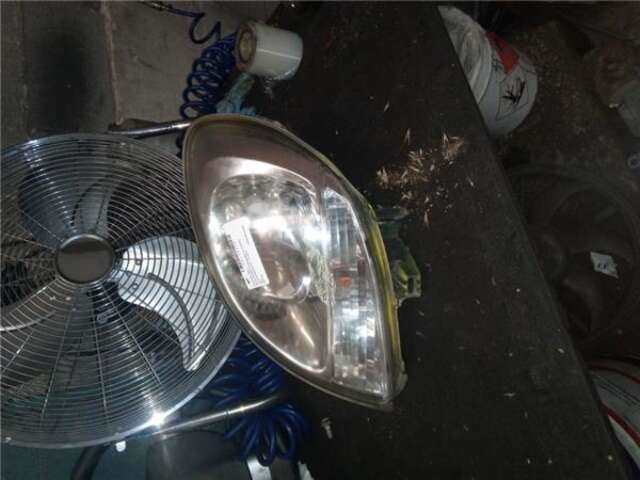 Faro Izquierdo Renault Kangoo 1.5 GENERIQUE [1.5 LTR. - 45 KW DCI DIESEL CAT (K9K-716)]