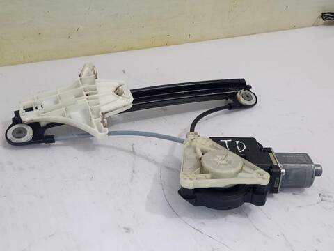 Foto 2ª: Elevalunas Manual Trasero Derecho Volkswagen Polo A-POLO 75CV [CHYB] (2014)