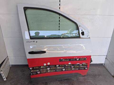 Puerta Delantera Derecha Renault Express 1.5 BLUE DCI 75 F6AA) 75CV 55KW FURGON FURGON/MONOSPACE